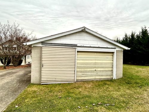 412 Pless Way, Saltsburg PA  15681-8979 exterior