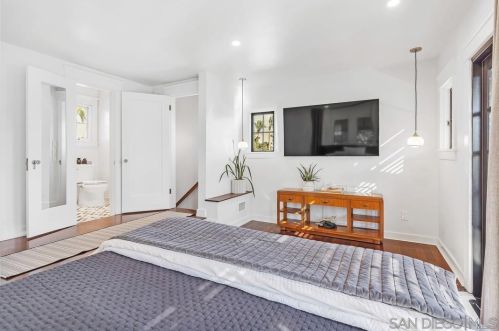 1239 Myrtle Ave, San Diego CA  92103-5114 exterior