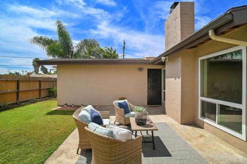 4551 Mount La Platta Pl, San Diego CA 92117-3045 exterior