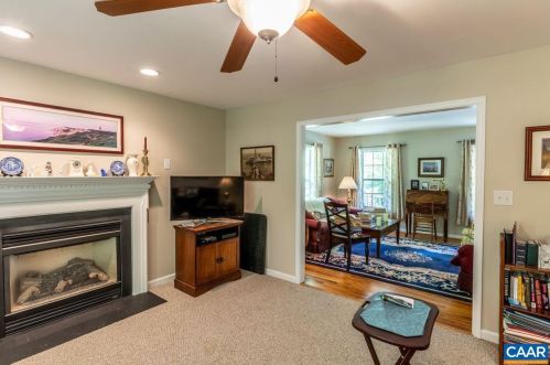 12 Seminole Trl, Bybee VA  22963-3157 exterior