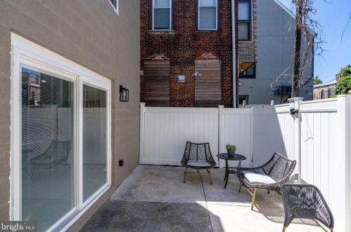 1250 Columbia Ave, Philadelphia PA 19125-2602 exterior