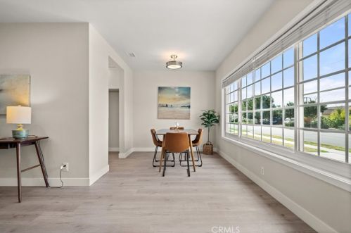 15424 Wilton Pl, Gardena CA  90249-4729 exterior