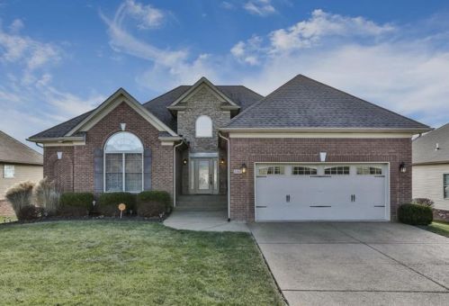 1467 Grouse Ct, Shelbyville, KY 40065-7957
