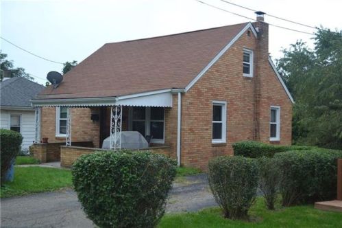 1115 Spruce St, Ambridge, PA 15003-1636