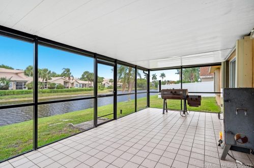 6435 Indian Wells Blvd, Boynton Beach, FL 33437-3232