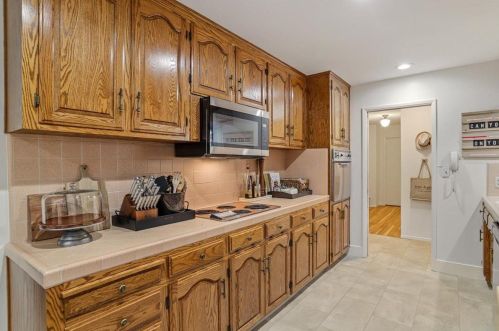 2612 Sunrise Ave, Modesto CA  95350-2437 exterior
