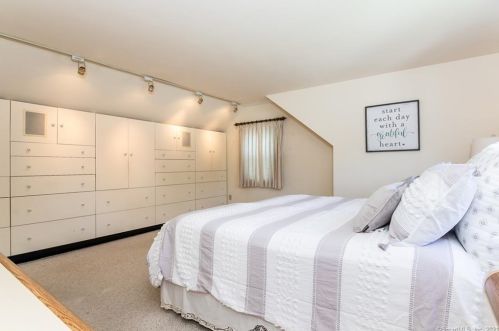 18 Wayland Rd, Milford CT  06460-4534 exterior