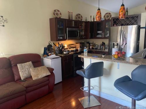 17398 22nd Ct, Hollywood FL  33029-5544 exterior