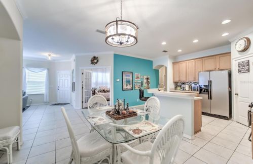 7520 Surrey Pines Dr, Ruskin, FL 33572-1505
