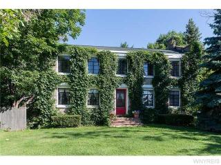 6706 Lake Shore Rd, Derby, NY 14047-9727