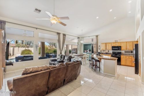5018 Marino Dr, Scottsdale, AZ 85254-7568
