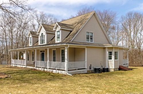 25 Comstock Trl, East Hampton, CT 06424-2303