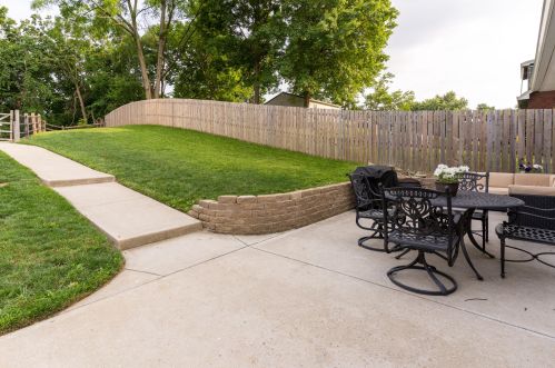 1615 Amsterdam Rd, Covington KY  41011-5611 exterior