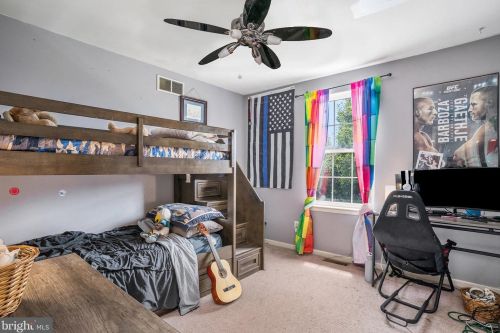 1109 Oxford Cir, Lansdale PA 19446-6653 exterior