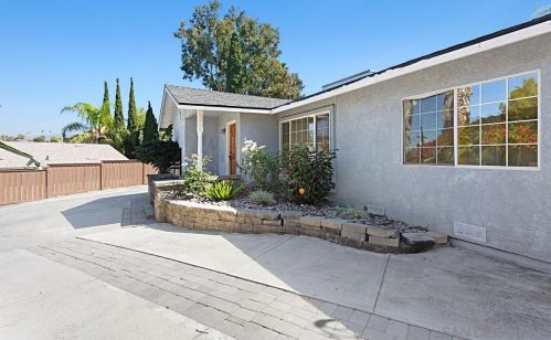 224 Guajome St, Vista, CA 92083-5907