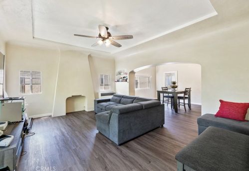 2033 Cedar Ave, Long Beach, CA 90806-4620