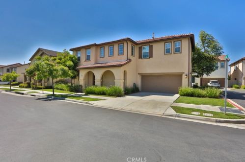 265 Bridenbecker Ave, La Habra, CA 90631-9265