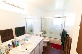 2734 Woburn St, Bellingham, WA 98226-3820