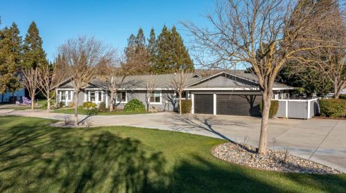 9800 Lantz Dr, Morgan Hill, CA 95037-9349