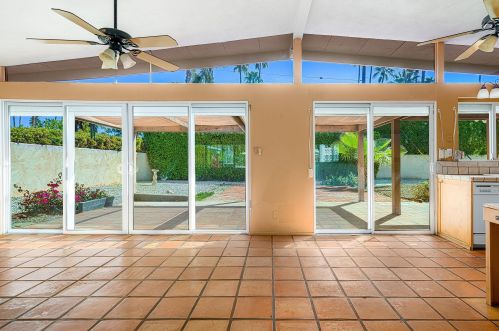 1570 Calle De Maria, Palm Springs, CA 92264-8504
