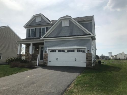 1015 Braxton Blvd, London, OH 43140-8424