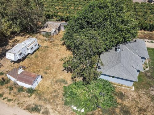 2617 Lincoln Blvd, Livingston CA  95334-9623 exterior