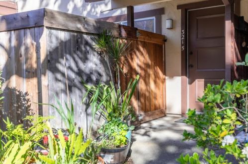 3215 Parkhaven Dr, San Jose, CA 95132-1827