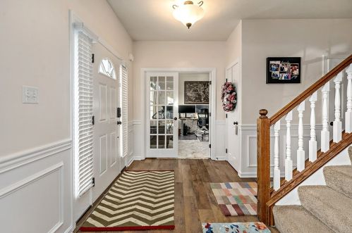2003 White Oak Cir, Canonsburg, PA 15317-6219