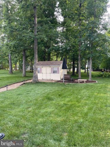 112 Monticello Cir, Locust Grove VA  22508-5331 exterior