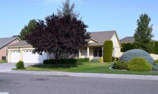 8502 Klamath Ave, Kennewick, WA 99336-8149
