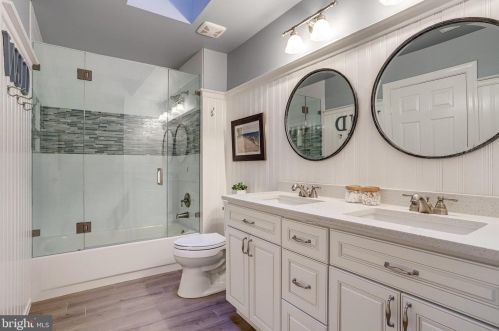 11406 Wild Bramble Way, Herndon VA  20194-1001 exterior