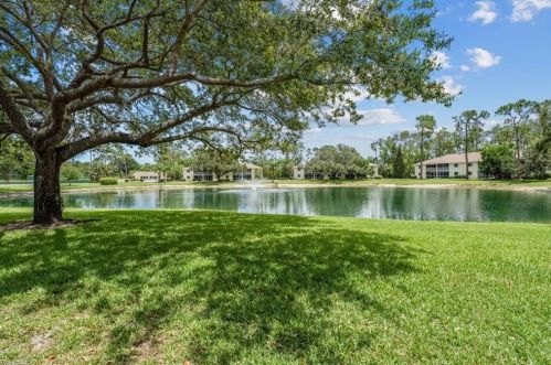 260 Timber Lake Cir, Naples FL  34104-4715 exterior