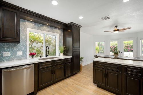 54404 Avenida Madero, La Quinta CA  92253-3620 exterior