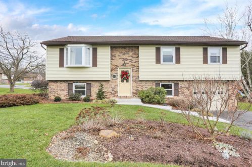 418 Cassidy Ct, Blandon, PA 19510-9771