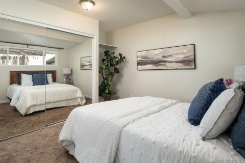 3828 Meade Ave, San Diego CA 92116-3818 exterior