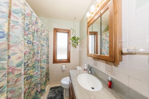 4380 34, Milwaukee WI 53208-3802 exterior