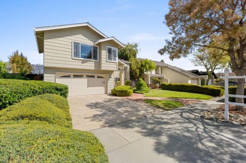 653 Brenda Lee Dr, San Jose CA  95123-5503 exterior