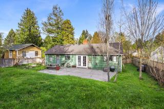 17009 10th Ave, Seattle WA  98177-3708 exterior