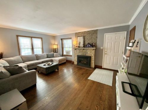 402 Maple Ave, Fond Du Lac, WI 54935-3613