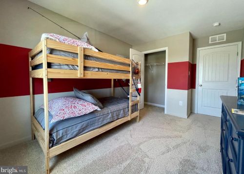 422 Grainery Way, Seaford DE  19973-7611 exterior