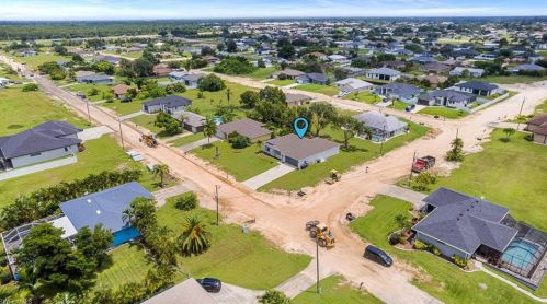 2009 13th Ave, Cape Coral, FL 33909-4412