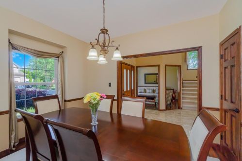 20 Lockerbie Dr, Valpo IN  46385-9287 exterior