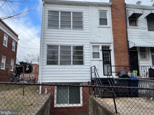 704 Rittenhouse St, Washington, DC 20011-1214