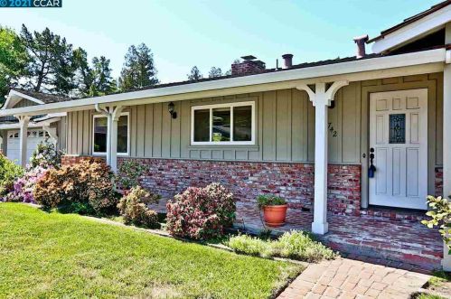 3742 Bon Homme Way, Concord, CA 94518-1615