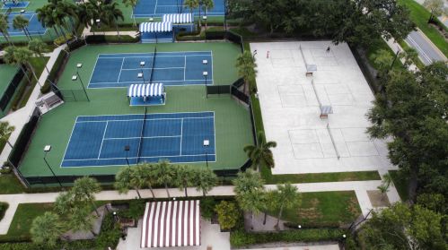 5150 51st Way, West Palm Beach FL  33409-7144 exterior