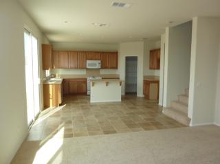16828 Desert Lily St, Victorville CA  92394-1469 exterior