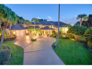 1857 Lake Grove Ln, Orlando, FL 32806-7838