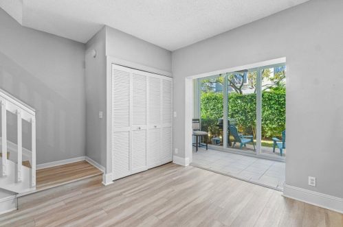 907 Kokomo Key Ln, Delray Beach FL  33483-6030 exterior
