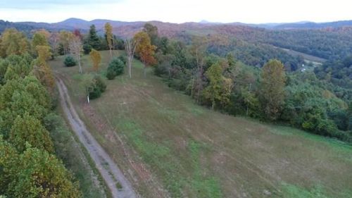 4963 Floyd Pike, Hillsville, VA 24343