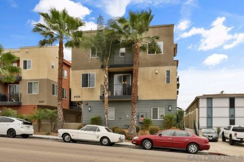 4535 Rainier Ave, San Diego, CA 92120-2518